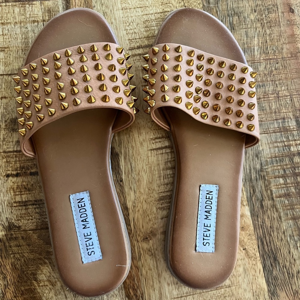 Steve Madden rhinestone slides size 7